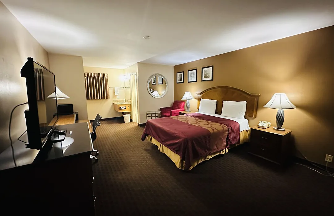 Franciscan Inn Motel-1